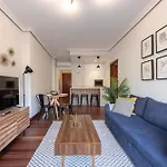 Moderno Y Acogedor En El Corazon De דירה *